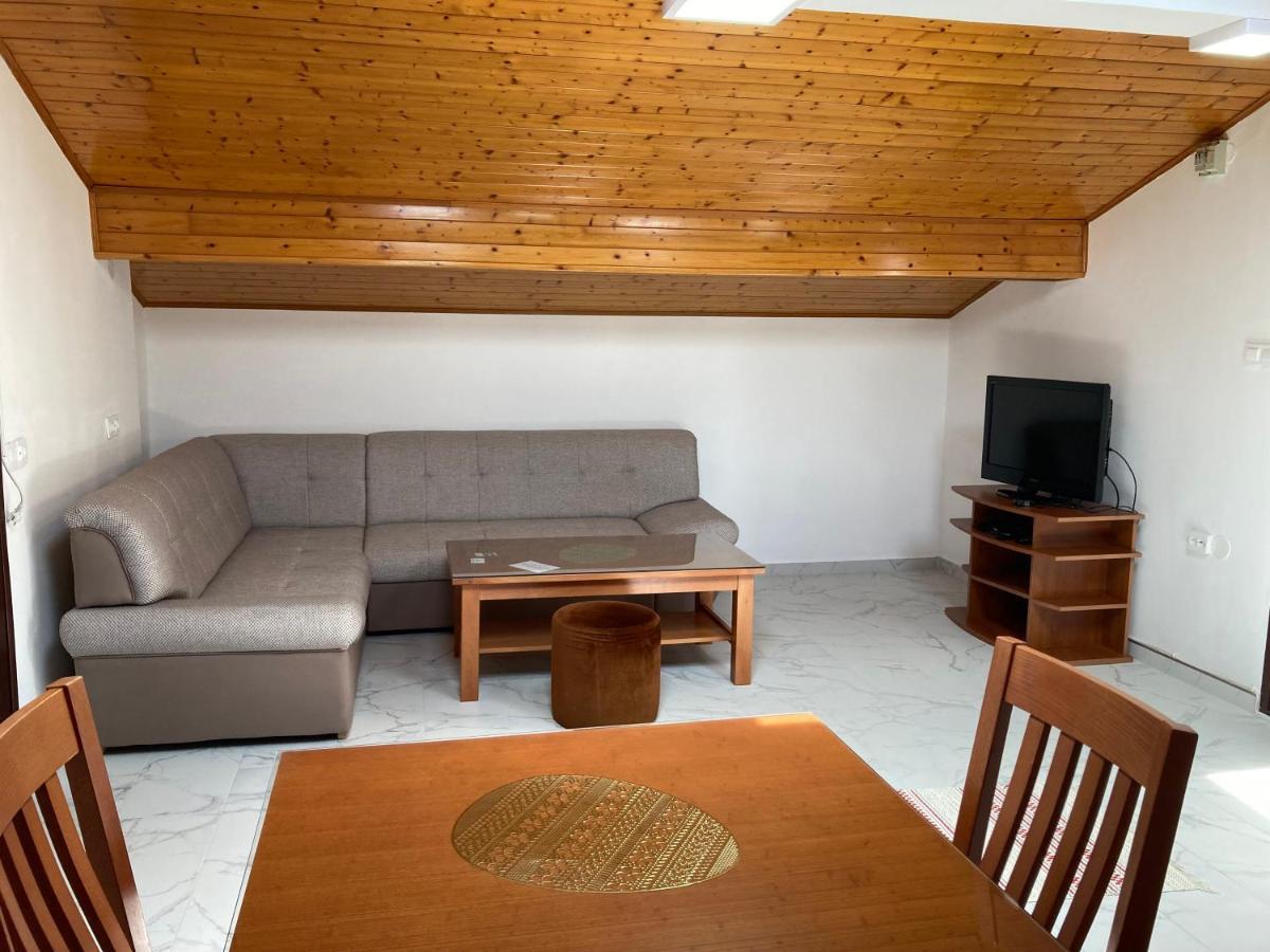 Apartments Hrnjic أوماغ المظهر الخارجي الصورة