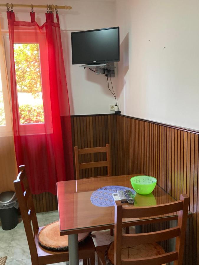Apartments Hrnjic أوماغ المظهر الخارجي الصورة