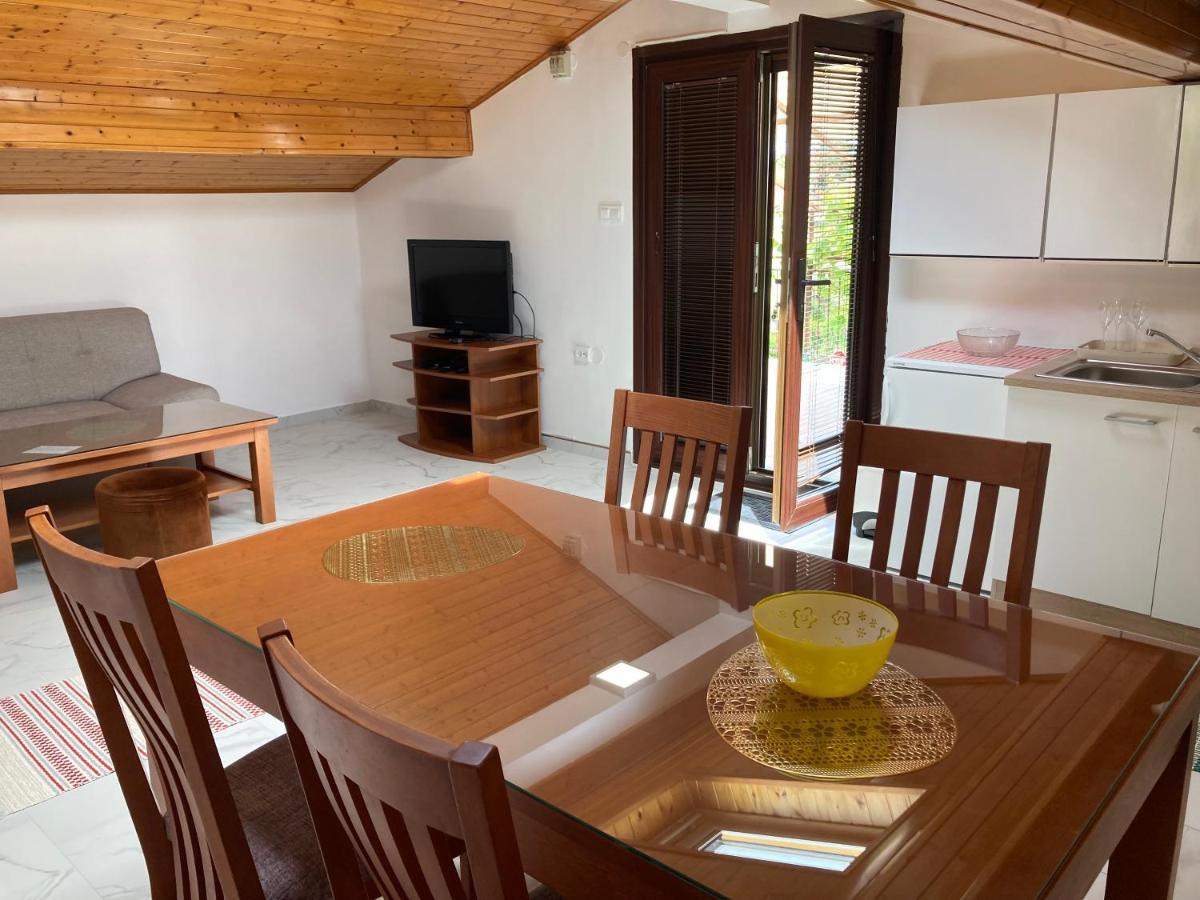 Apartments Hrnjic أوماغ المظهر الخارجي الصورة